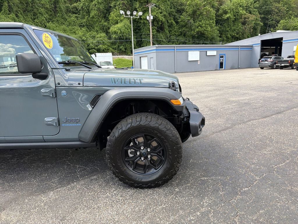 Used 2025 Jeep Wrangler Unlimited Sport S 4xe AWD/4WD image 2