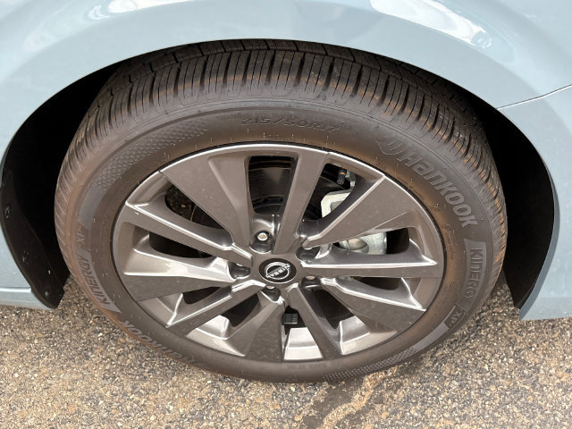 New 2026 Nissan Sentra SL w/ Floor Mat Package FWD image 7