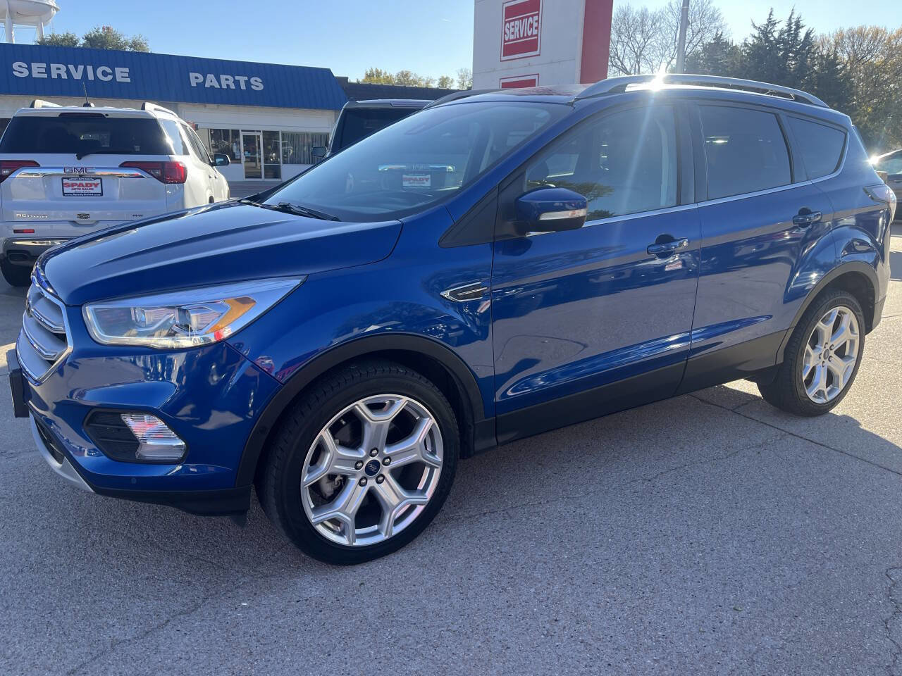 Used 2018 Ford Escape Titanium w/ Ford Safe & Smart Package image 9