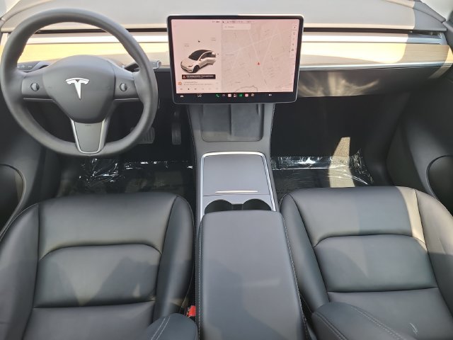 Used 2021 Tesla Model Y Long Range AWD/4WD image 15