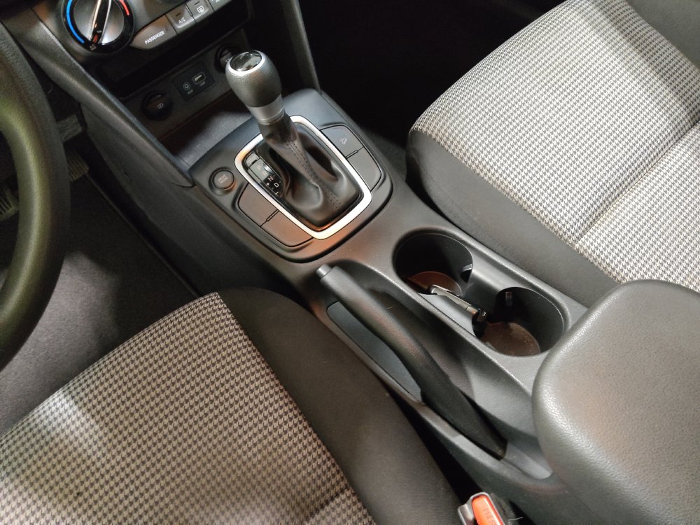 Used 2021 Hyundai Kona SE FWD image 26