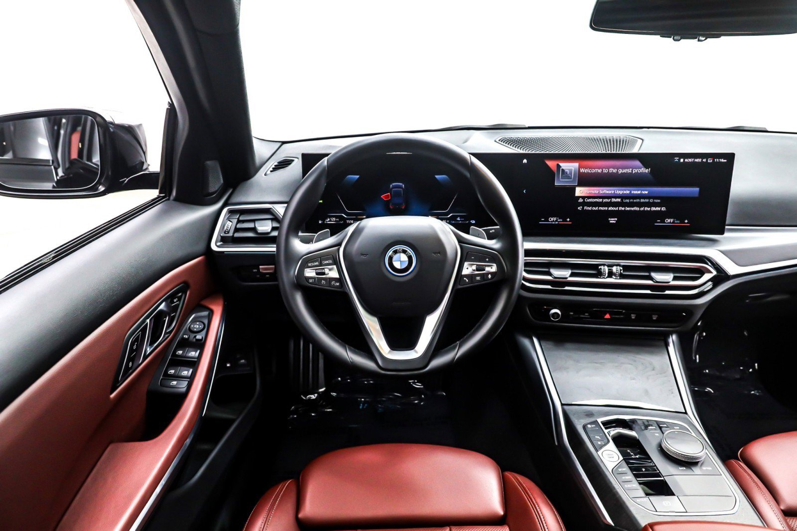 Used 2023 BMW 330e w/ Convenience Package image 6