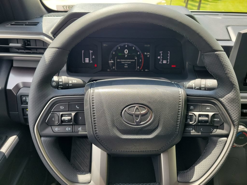 New 2026 Toyota 4Runner SR5 AWD/4WD image 8