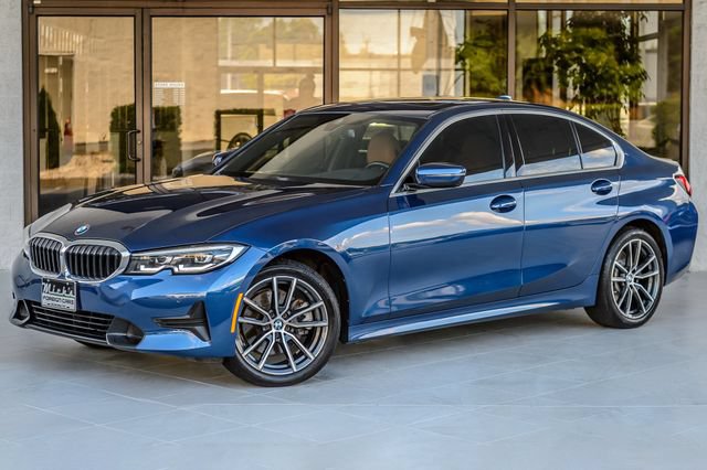 Used 2022 BMW 330i xDrive Sedan w/ Driving Assistance Package AWD/4WD image 2