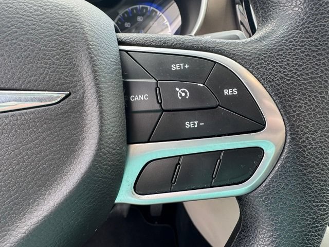 Used 2021 Chrysler Voyager LX FWD image 14