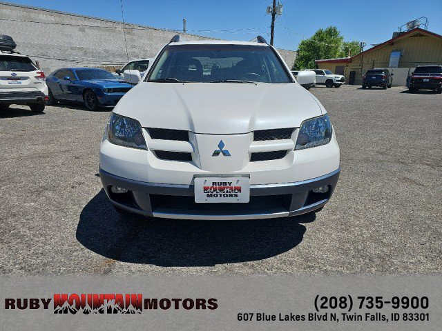 Used 2003 Mitsubishi Outlander XLS FWD image 2