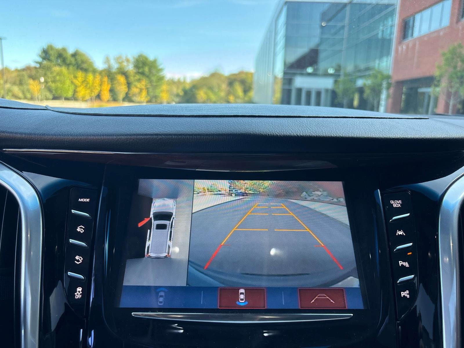 Used 2020 Cadillac Escalade ESV Luxury image 25