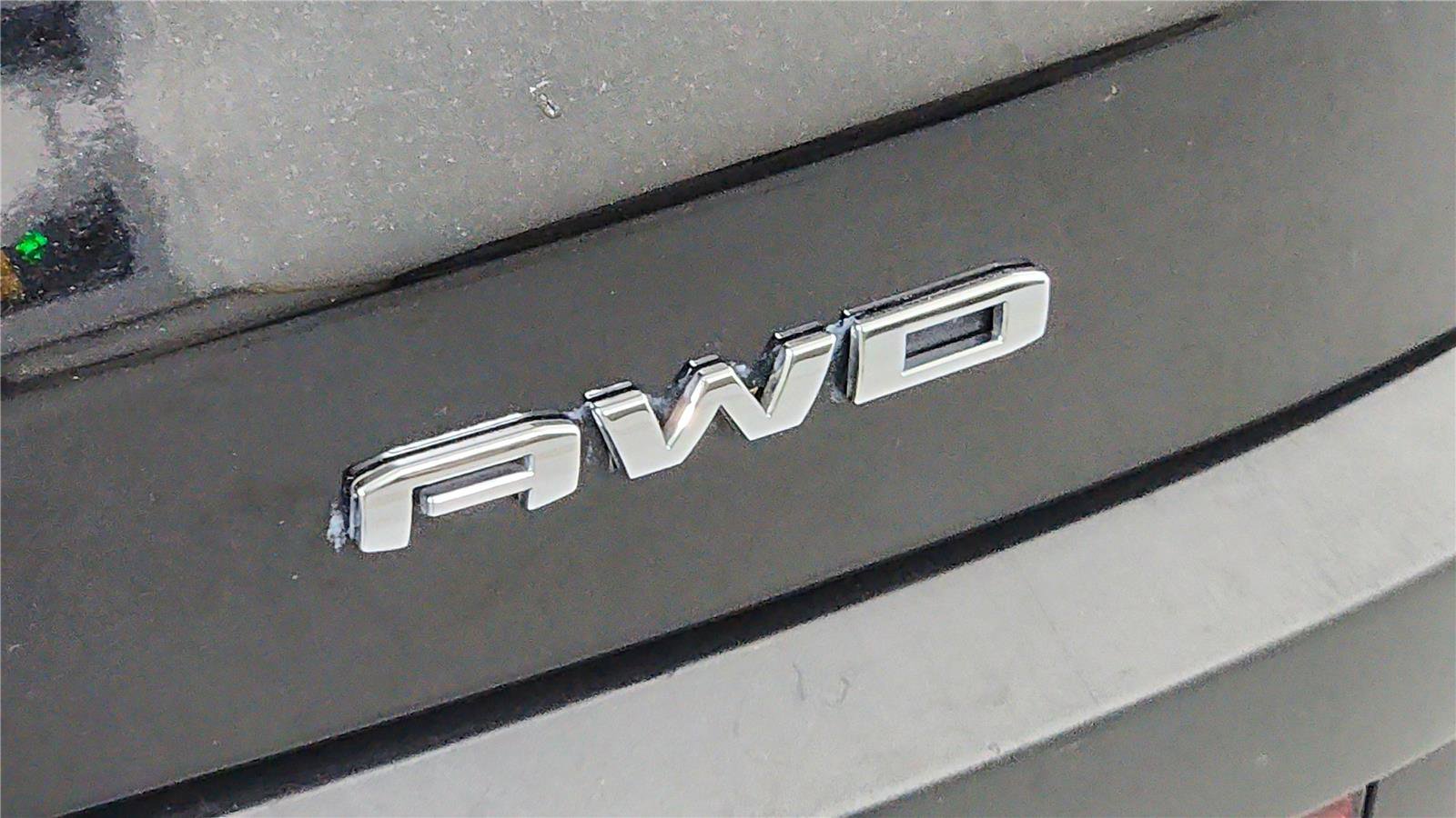 Used 2023 GMC Acadia SLE w/ Driver Convenience Package image 25