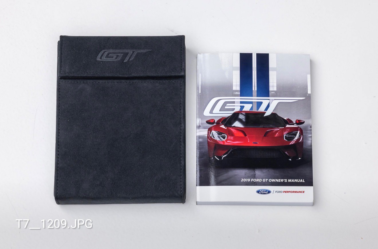 Used 2019 Ford GT RWD image 43