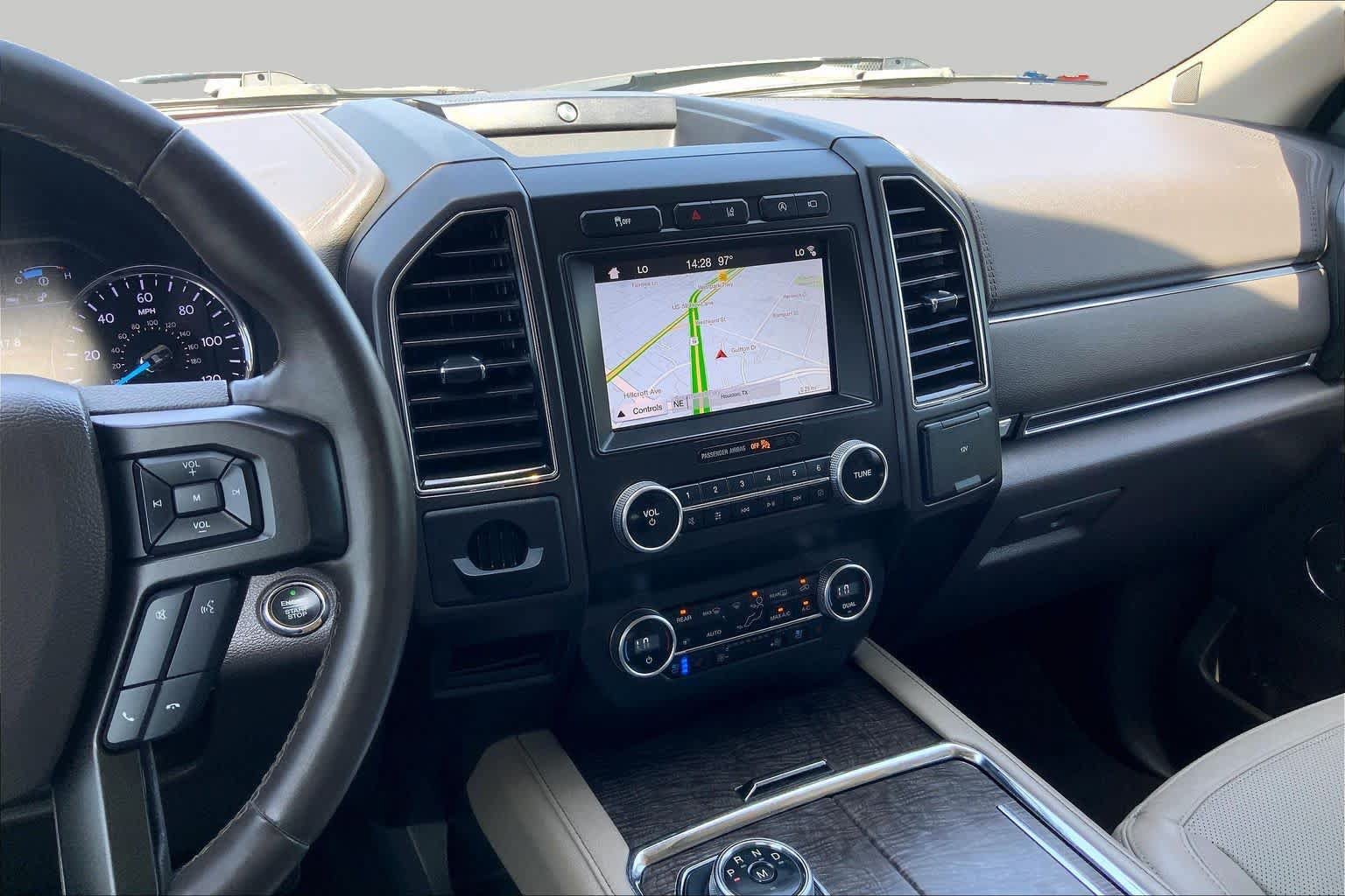 Used 2019 Ford Expedition Limited w/ Equipment Group 302A RWD image 7