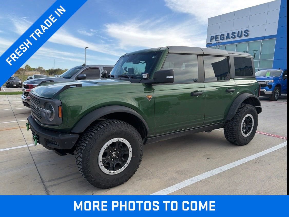 Used 2024 Ford Bronco Badlands image 1