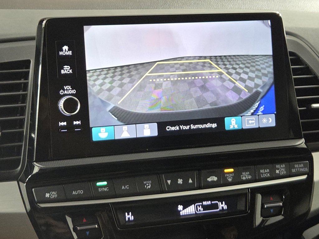 New 2026 Honda Odyssey Touring image 4