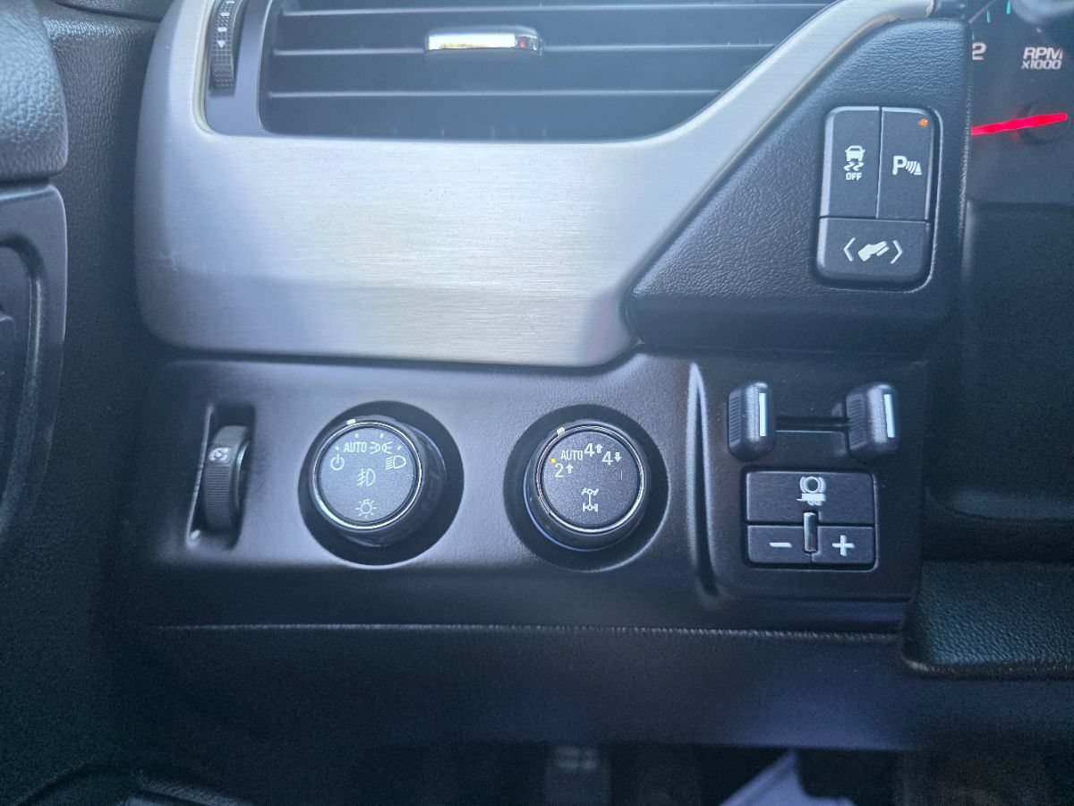 Used 2019 GMC Yukon SLE w/ SLE Value Package AWD/4WD image 5