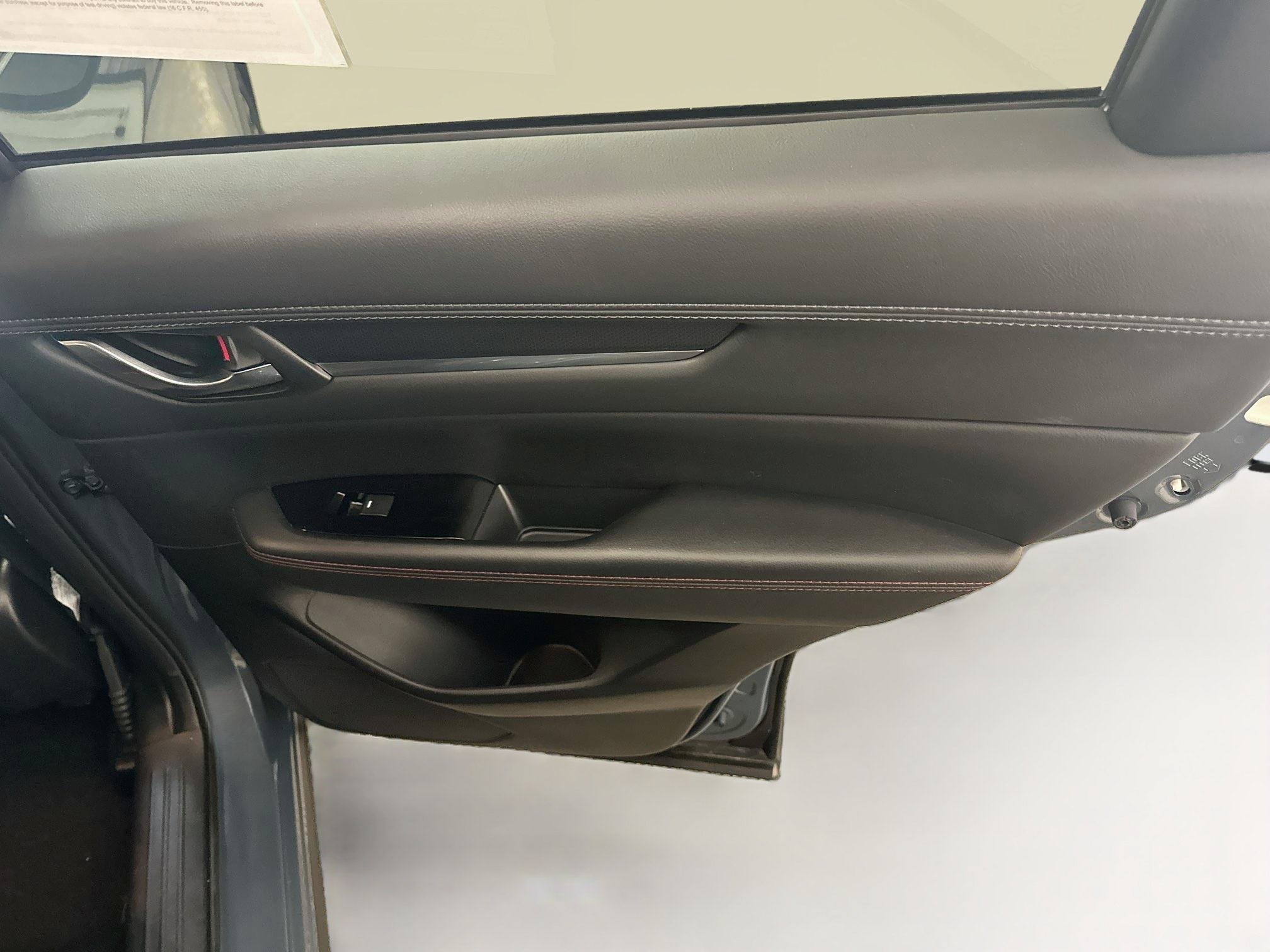 Used 2025 MAZDA CX-5 Carbon Edition AWD/4WD image 32