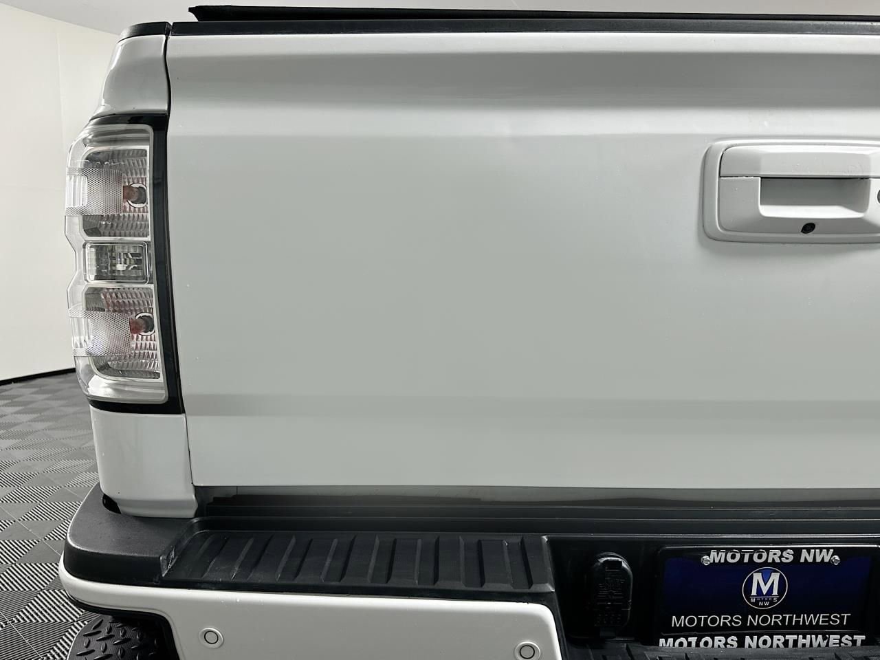 Used 2018 Chevrolet Silverado 2500 LTZ w/ Duramax Plus Package image 23