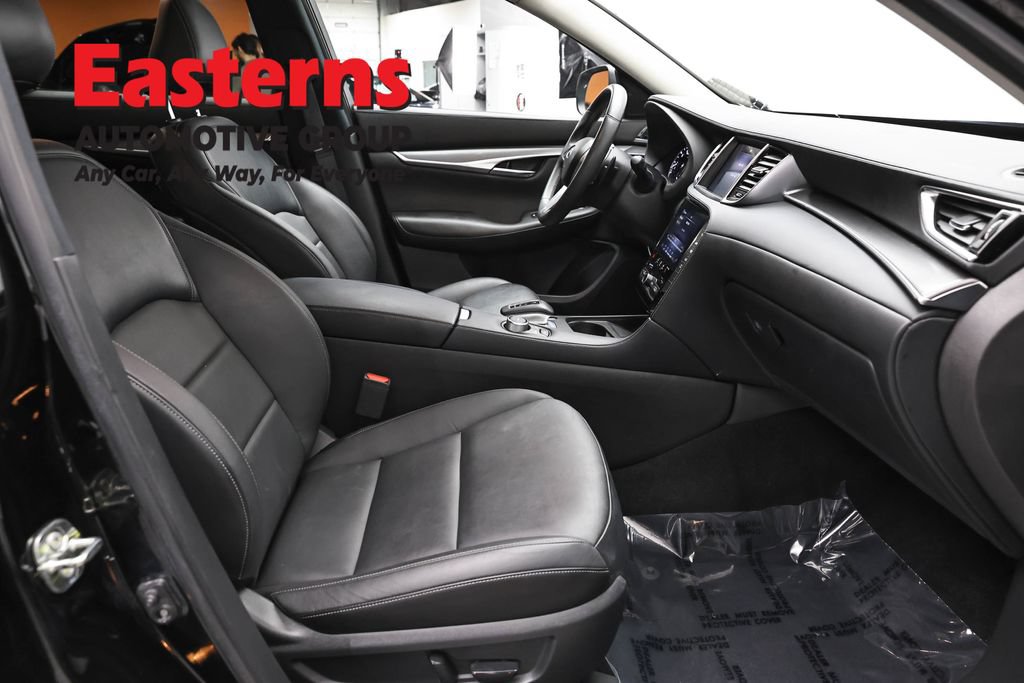 Used 2023 INFINITI QX50 Pure AWD/4WD image 23