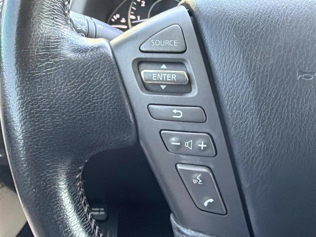 Used 2020 Nissan Armada Platinum w/ Captain's Chairs Package RWD image 22