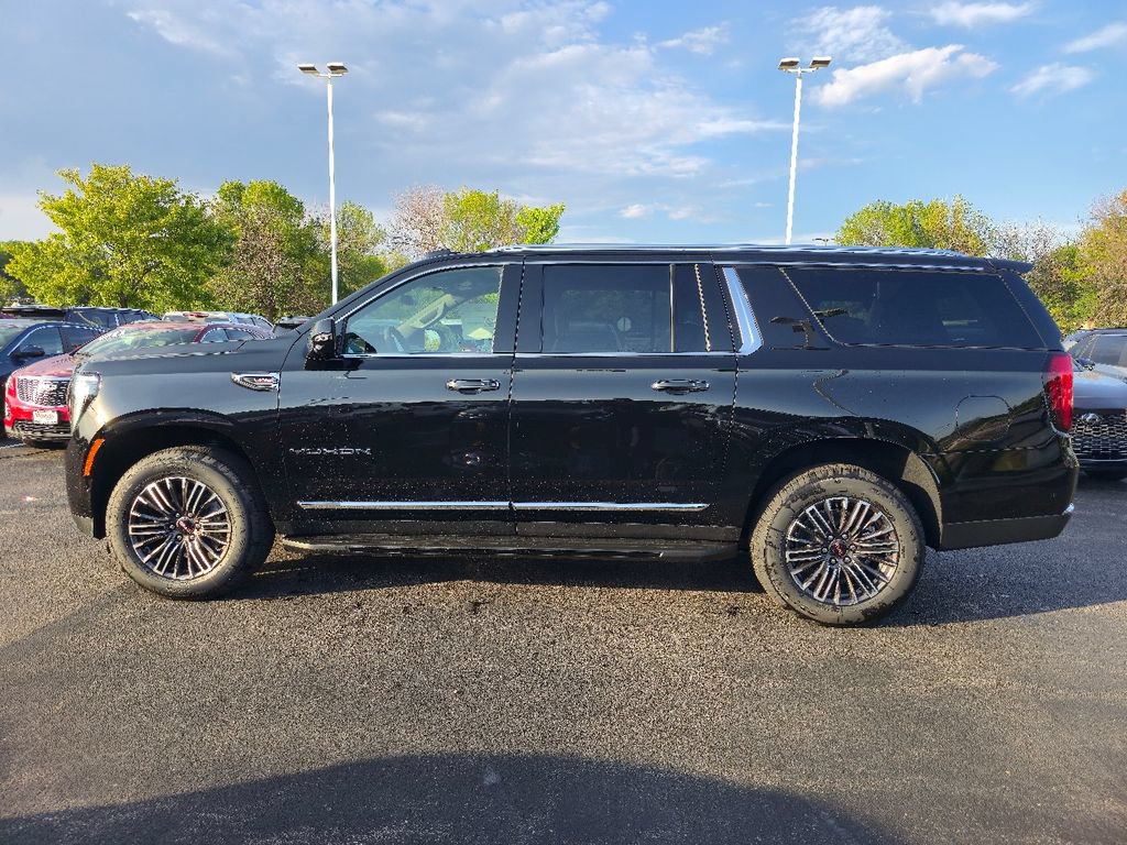 New 2026 GMC Yukon XL Elevation w/ Elevation Premium Package AWD/4WD image 6