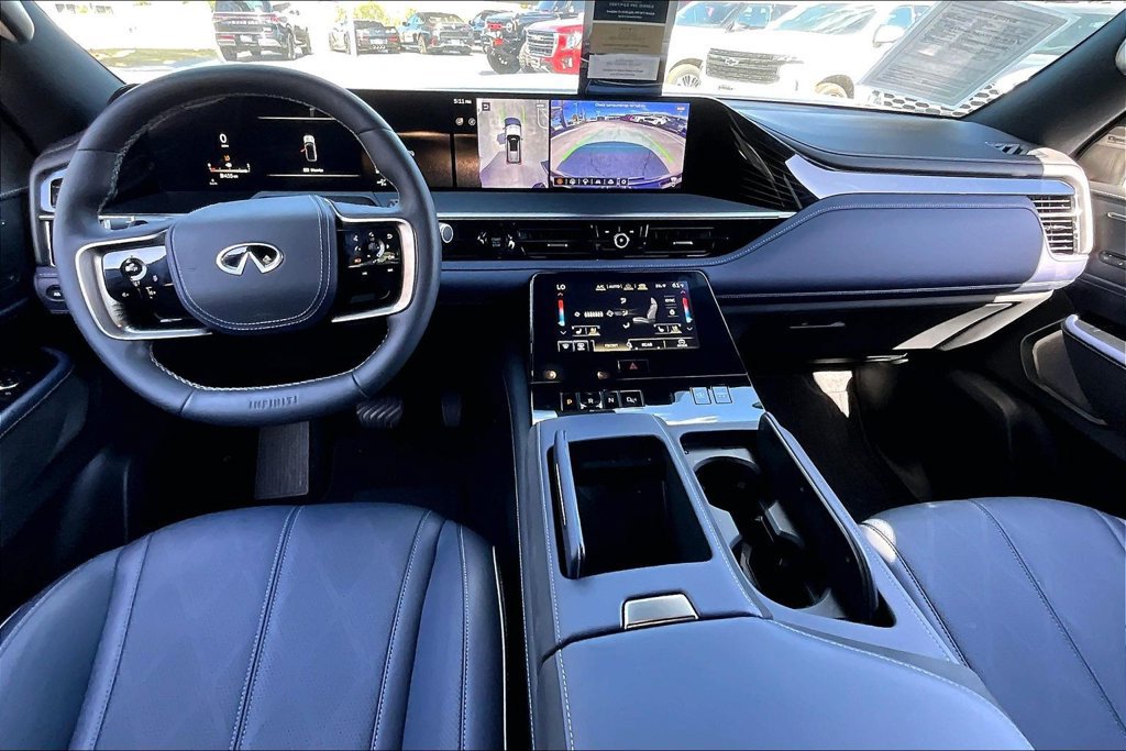 Used 2026 INFINITI QX80 4WD w/ Sport Exterior Package image 17