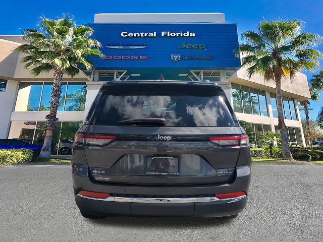 Used 2023 Jeep Grand Cherokee Limited w/ Trailer Tow Prep Group (B) AWD/4WD image 6