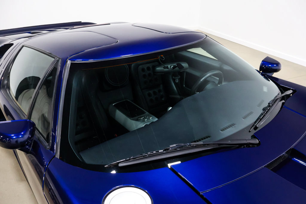 Used 2005 Ford GT RWD image 58