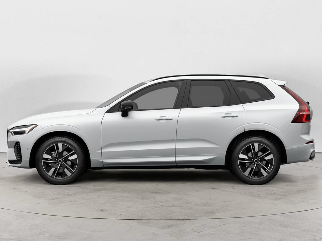New 2026 Volvo XC60 B5 Plus w/ Protection Package Premier AWD/4WD image 4