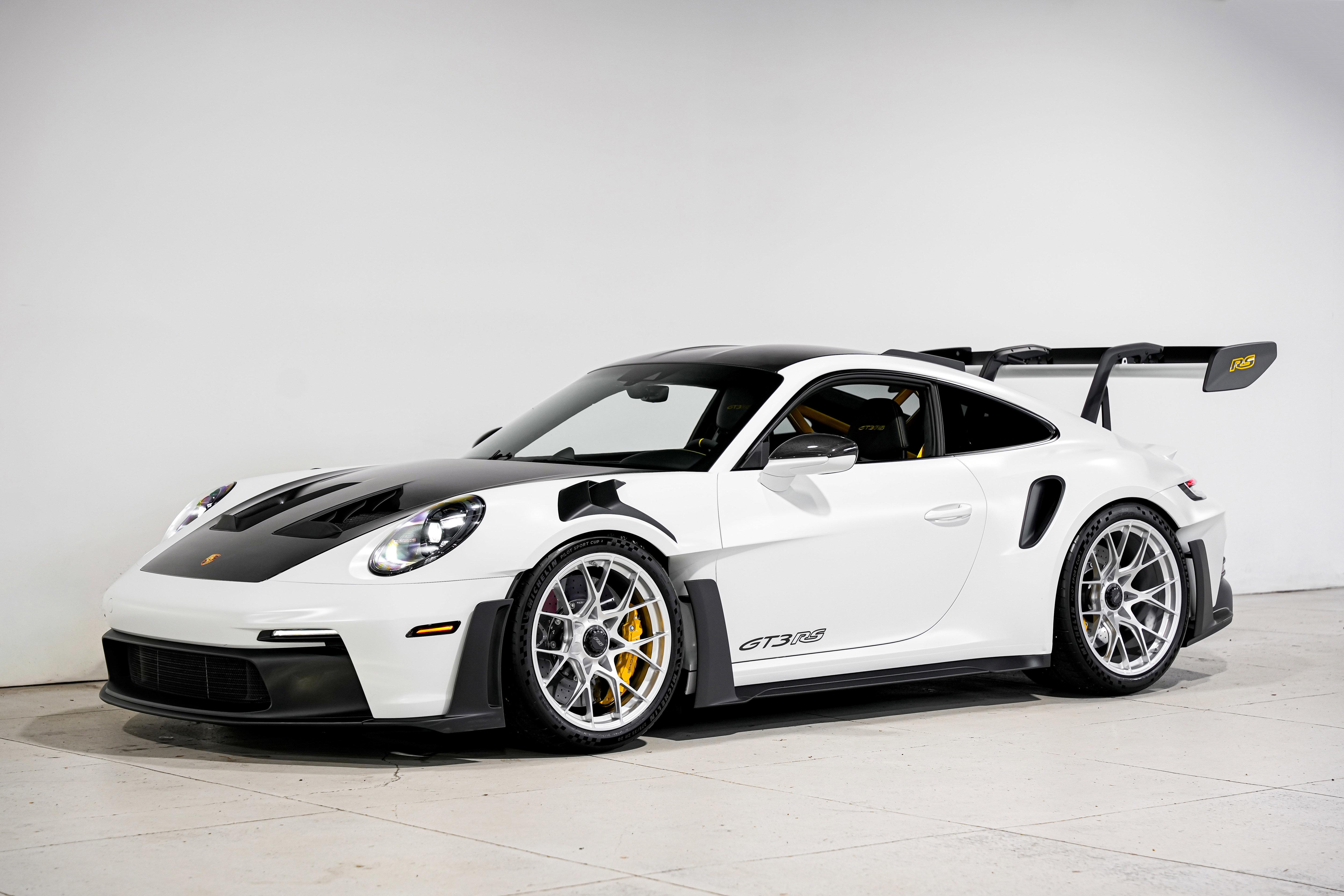 Used 2025 Porsche 911 GT3 RS image 6
