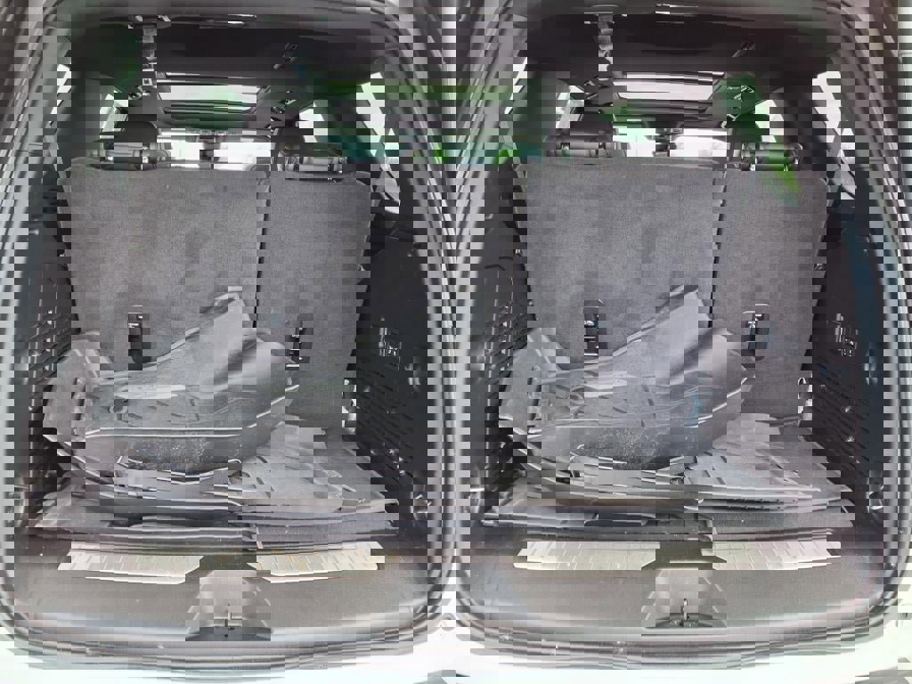 Used 2024 Chevrolet Tahoe High Country w/ Premium Package image 4