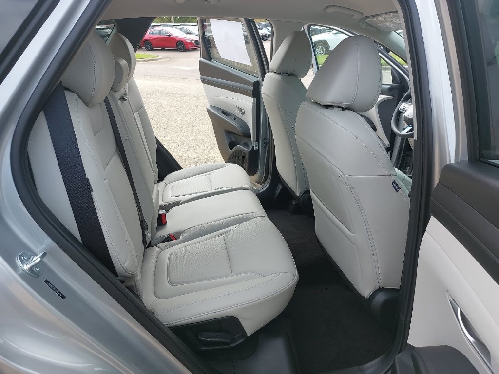 New 2026 Hyundai Tucson SEL Plus w/ Tow & Go Package AWD/4WD image 11