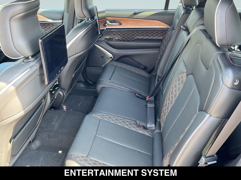 New 2026 Jeep Grand Cherokee L Summit AWD/4WD image 17