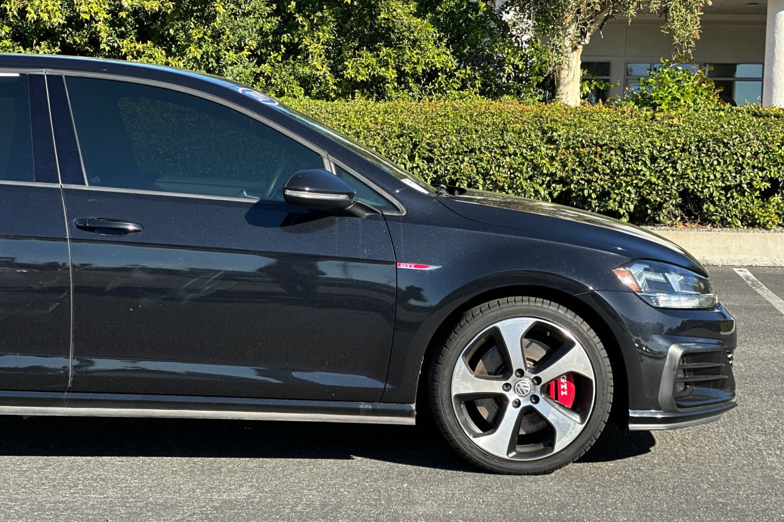 Used 2019 Volkswagen GTI S w/ Driver Assistance Package image 33