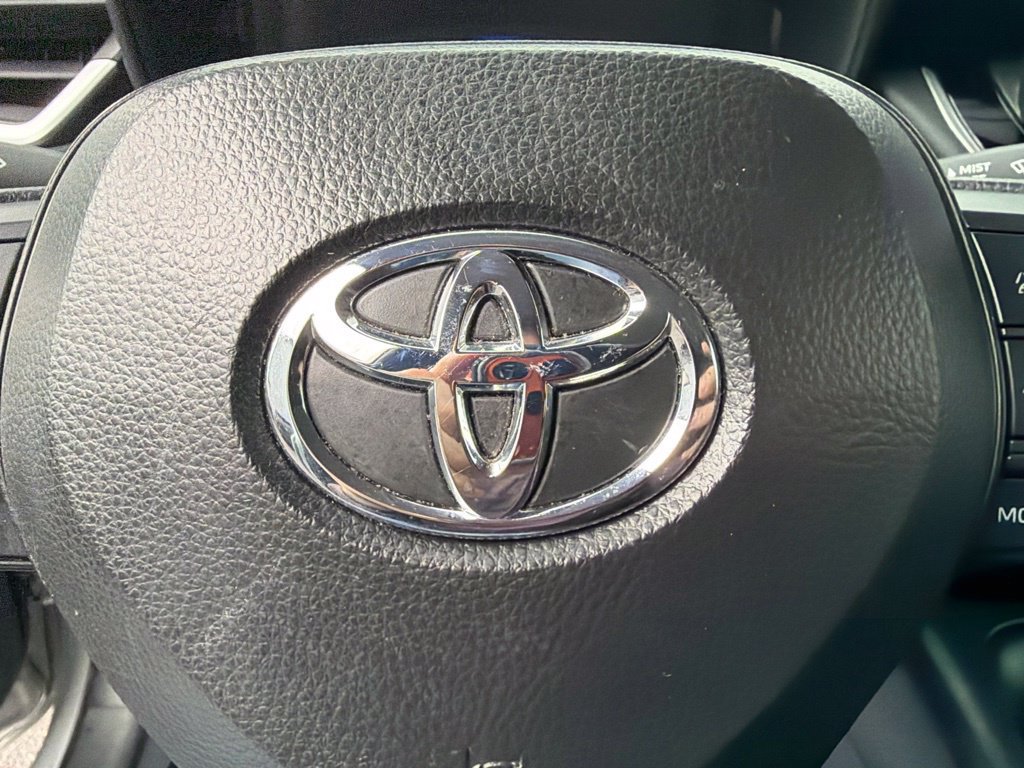 Used 2024 Toyota Corolla LE FWD image 32