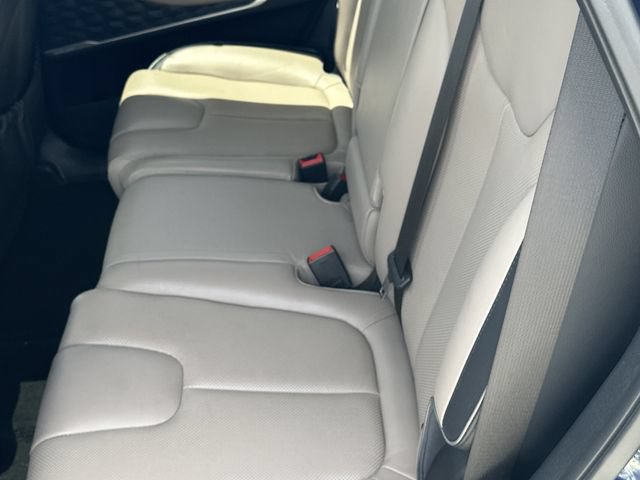 Used 2021 Hyundai Santa Fe Limited FWD image 17