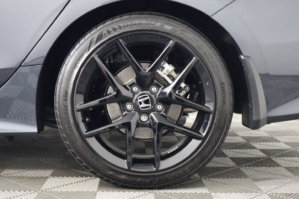 Used 2025 Honda Civic Sport image 16