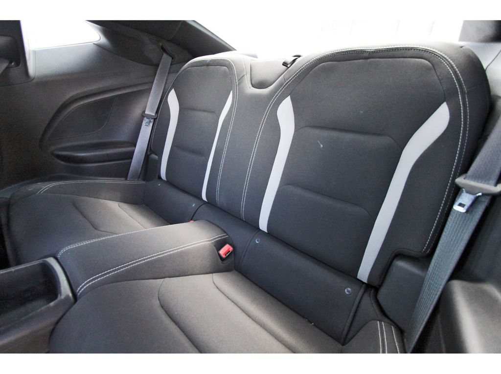 Used 2017 Chevrolet Camaro LT RWD image 28
