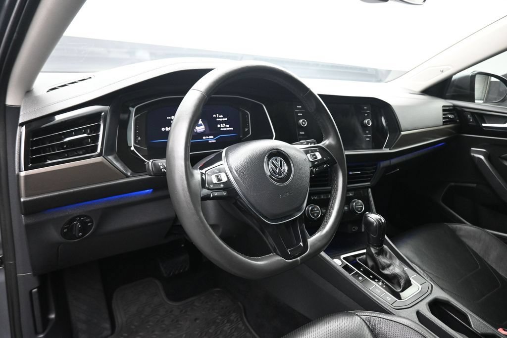 Used 2020 Volkswagen Jetta SEL Premium FWD image 14