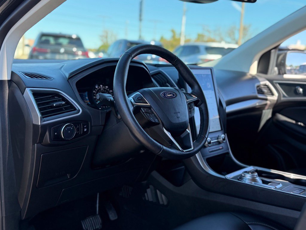 Used 2024 Ford Edge SEL w/ Convenience Package AWD/4WD image 11