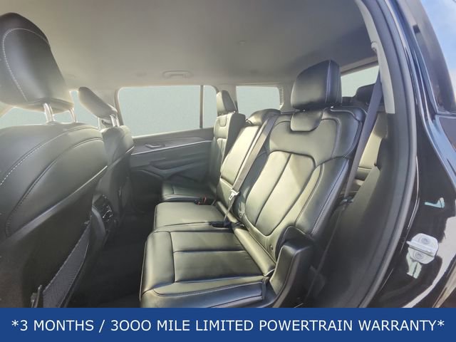 Used 2023 Jeep Grand Cherokee L Limited image 17