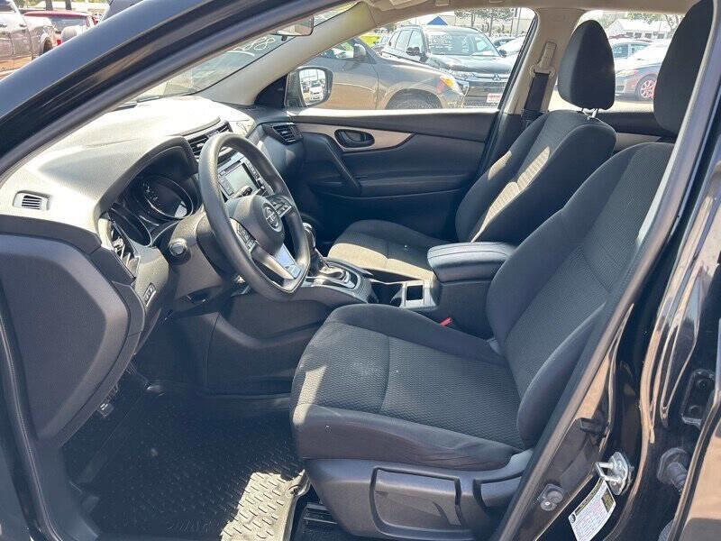 Used 2019 Nissan Rogue Sport S w/ Appearance Package image 10