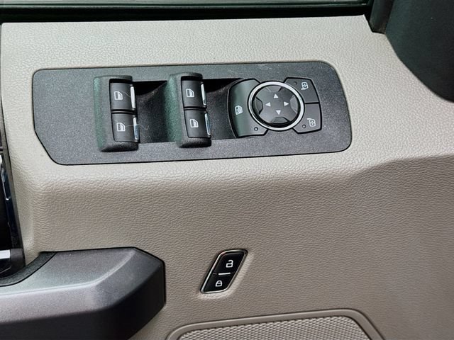 Used 2019 Ford F150 XLT w/ Equipment Group 302A Luxury AWD/4WD image 18