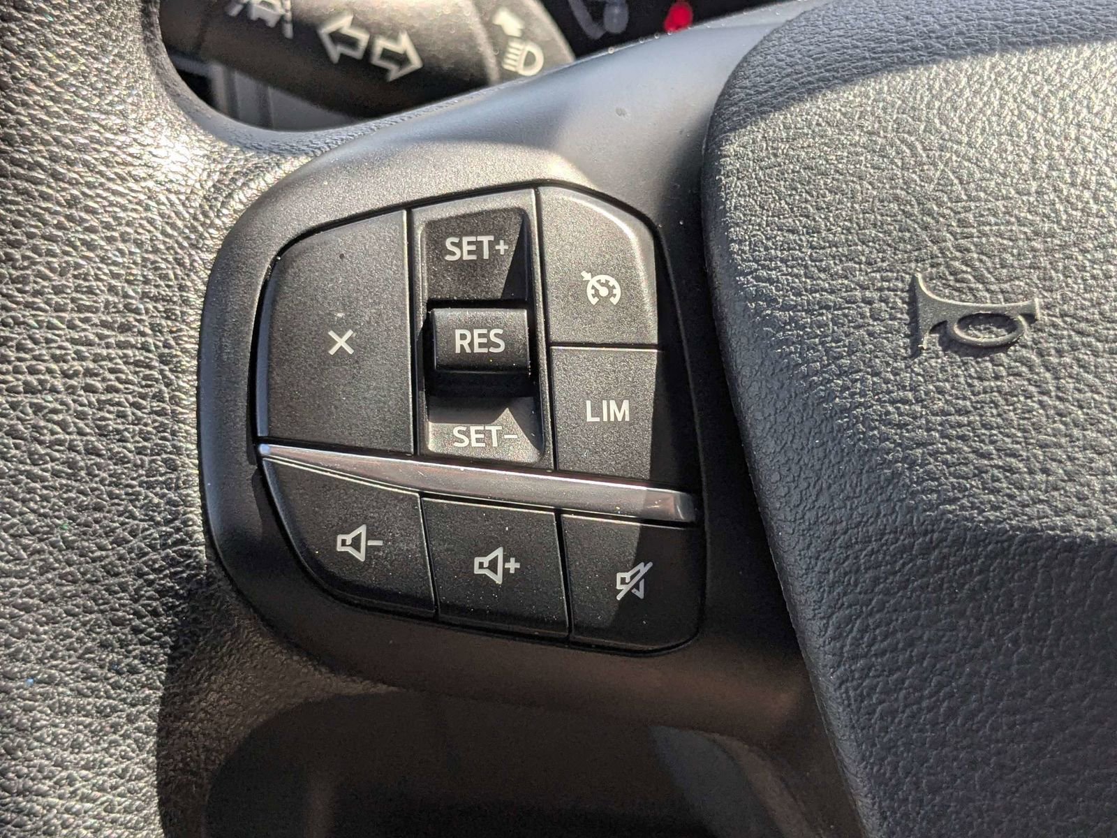 Used 2024 Ford Transit 250 BASE w/ Exterior Upgrade Package image 24