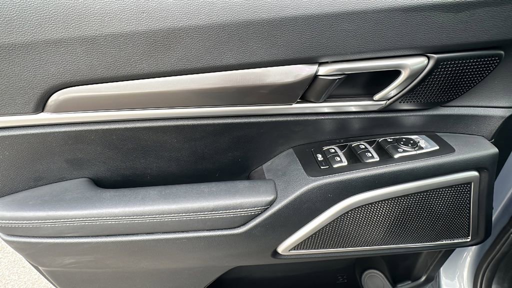 Used 2024 Kia Telluride S w/ S Sunroof Package image 14