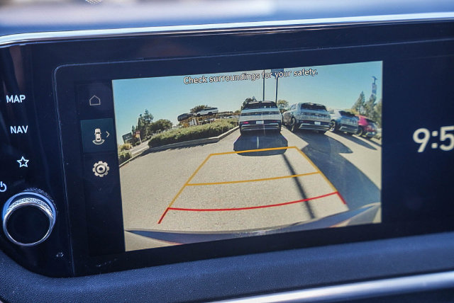 Certified 2023 Hyundai Sonata SEL FWD image 16