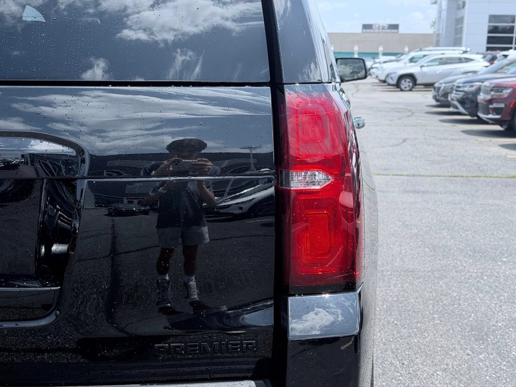 Used 2019 Chevrolet Tahoe Premier AWD/4WD image 8