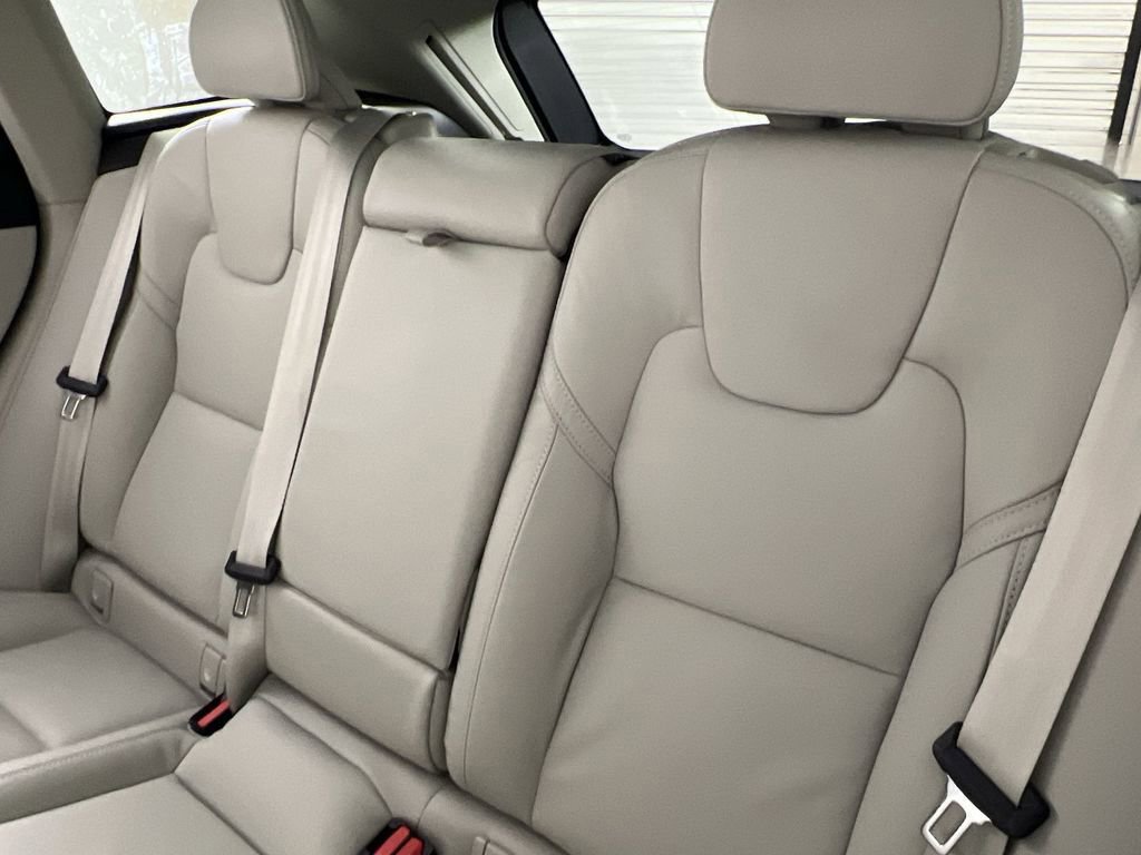 New 2026 Volvo XC60 B5 Ultra w/ Protection Package Premier image 22