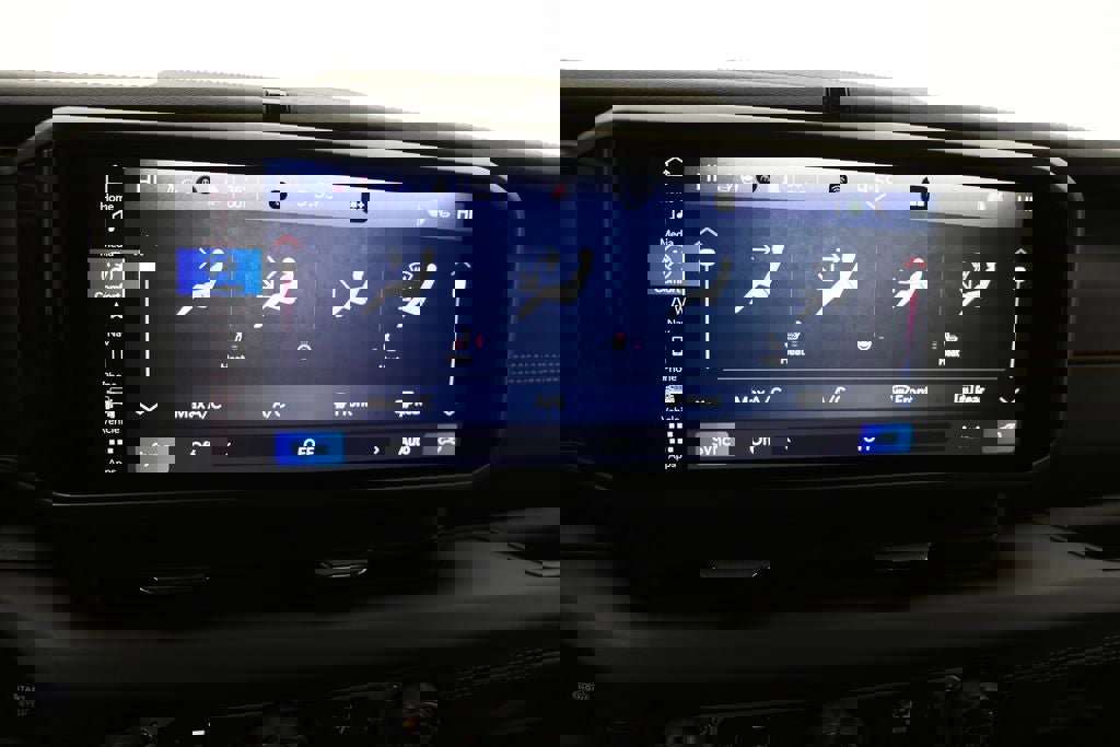 Used 2024 Jeep Wrangler Sahara w/ Technology Group image 26