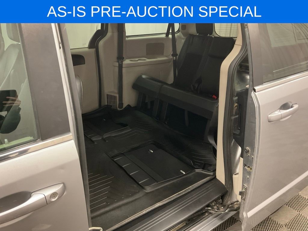 Used 2019 Dodge Grand Caravan SXT image 25