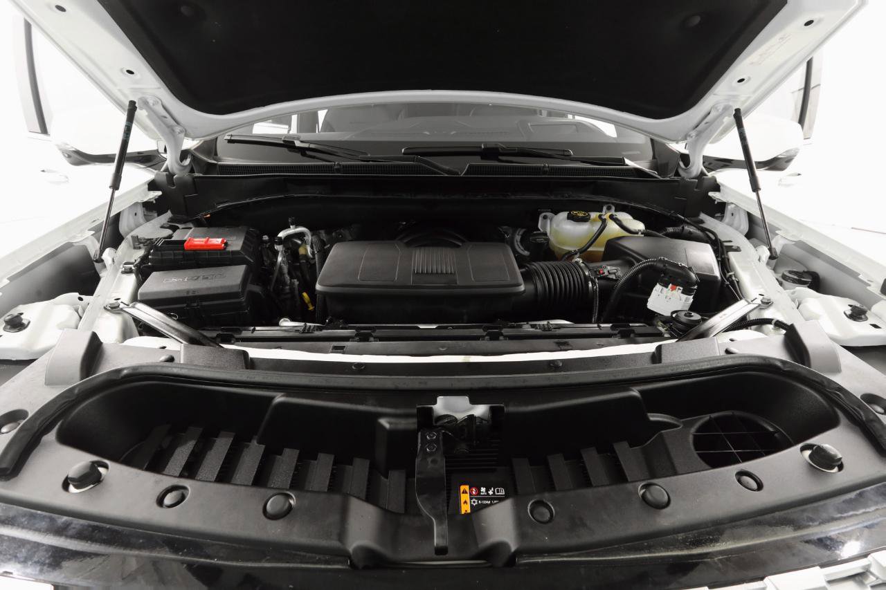 Used 2023 GMC Yukon XL Denali w/ Denali Reserve Package image 37