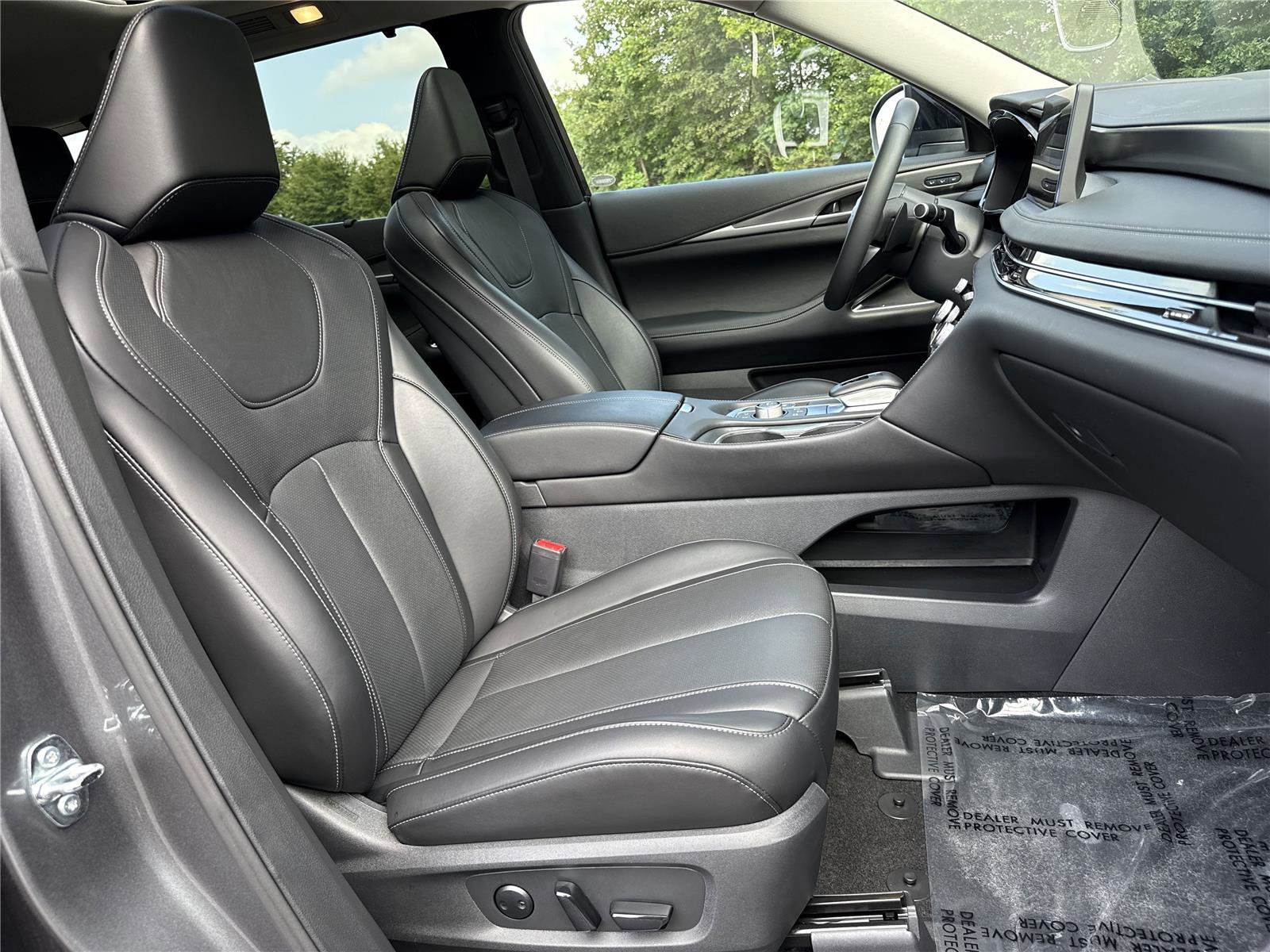 Used 2025 INFINITI QX60 Luxe w/ Vision Package image 22