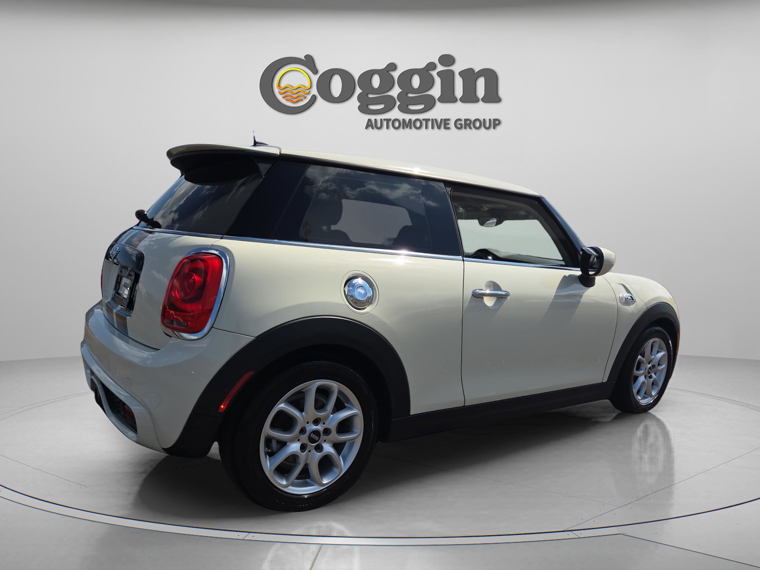 Used 2020 MINI Cooper S image 5